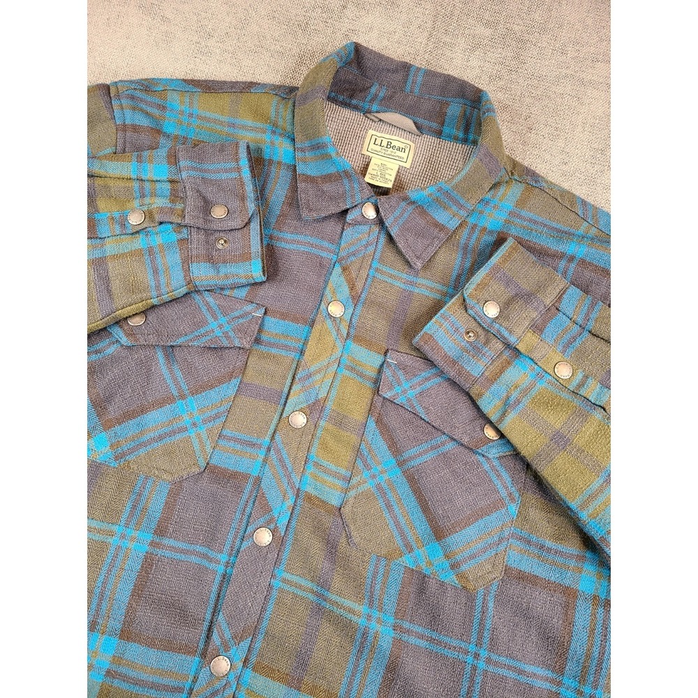 L.L. Bean Blue and Green Plaid Casual Button Down Shirt
